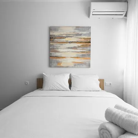 Daire Avenue, Nilie Hospitality Mgmt *
