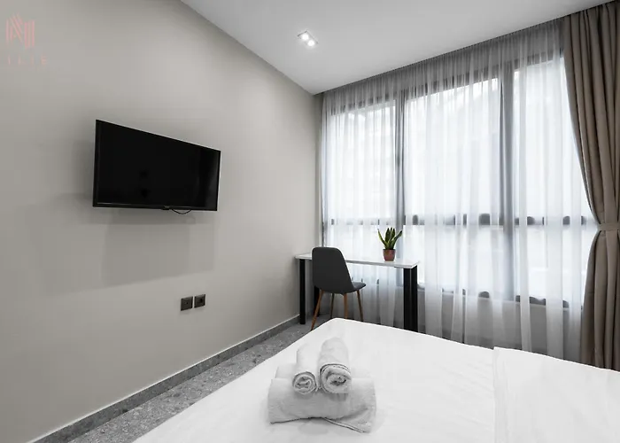 Avenue, Nilie Hospitality Mgmt Saloniki